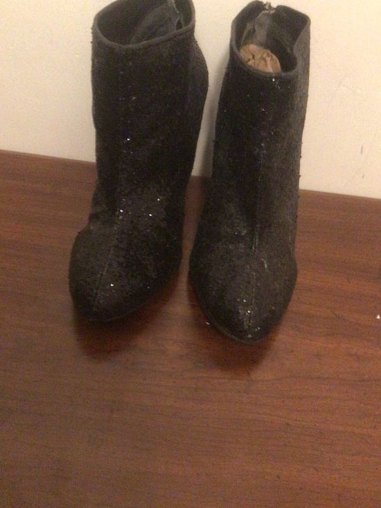 Tory Burch Shoes - Tory Burch black leather with glitter stiletto classey ,holiday ,dancing SZ 9